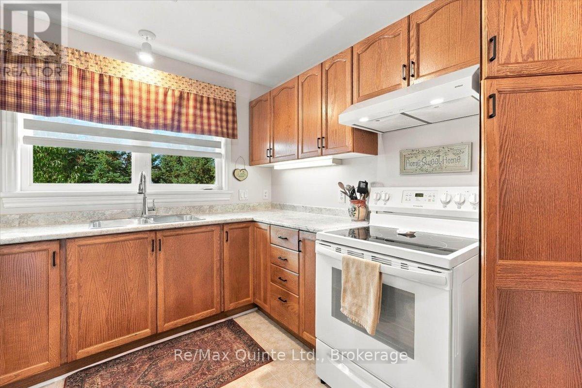 14 - 15 Aldersgate Drive, Belleville, Ontario  K8N 5N1 - Photo 10 - X13829526