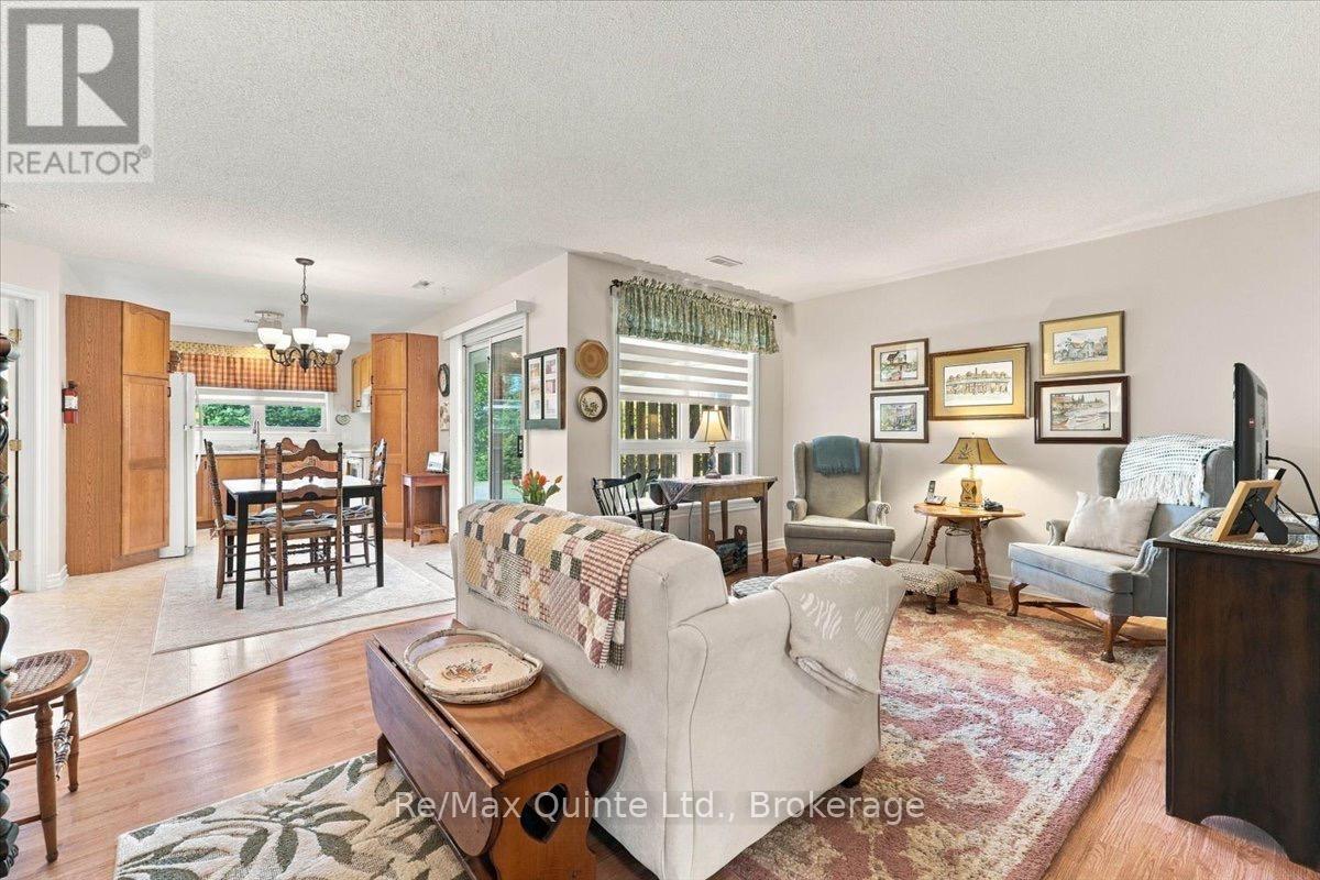 14 - 15 Aldersgate Drive, Belleville, Ontario  K8N 5N1 - Photo 6 - X13829526