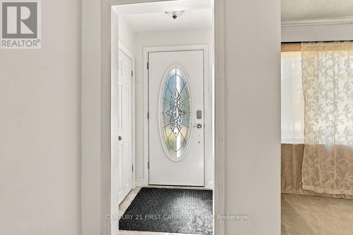 407 Boler Road, London South, Ontario  N6K 2K6 - Photo 7 - X13829640