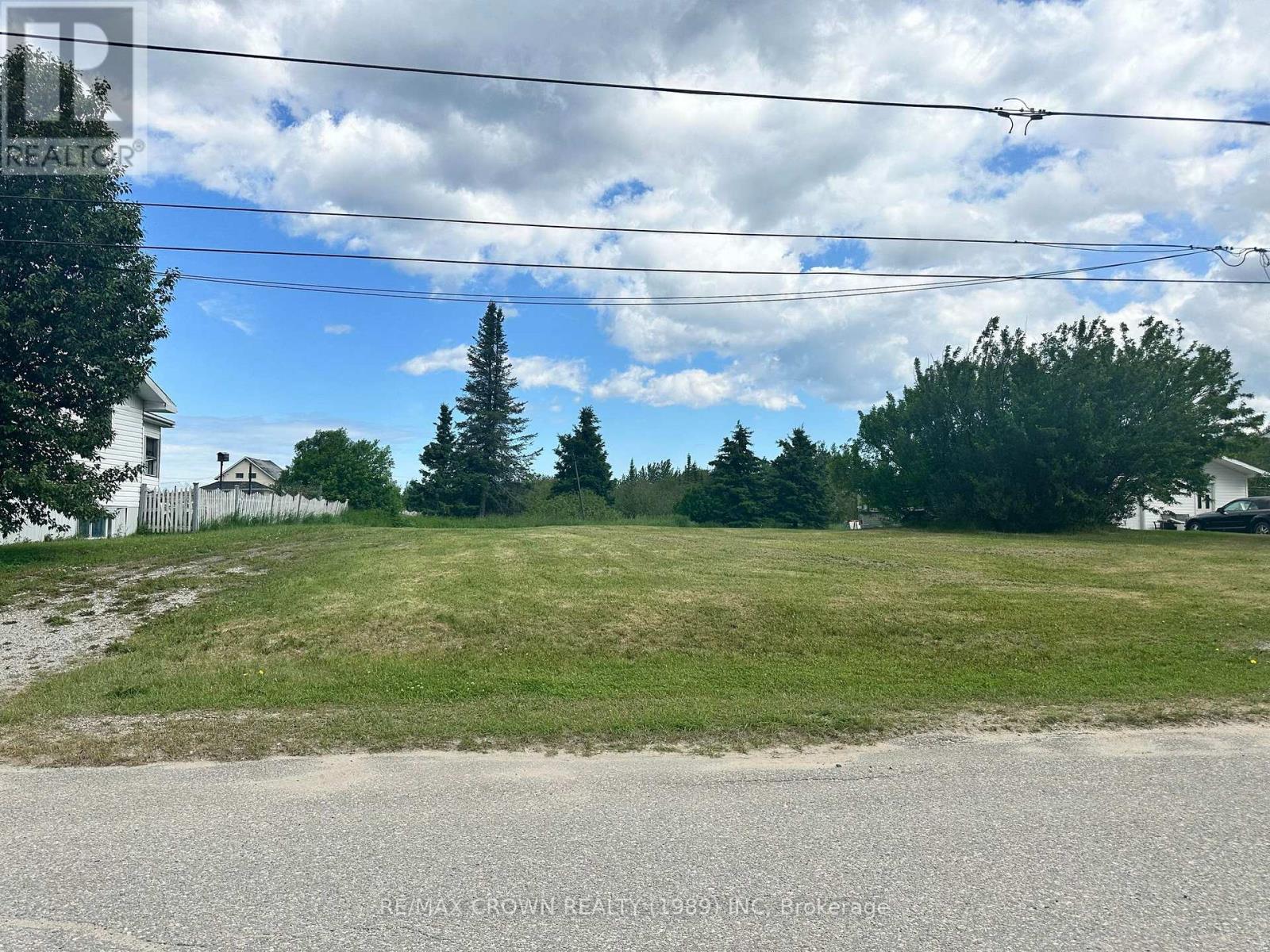 186 CLOUTIERVILLE ROAD, Smooth Rock Falls, Ontario