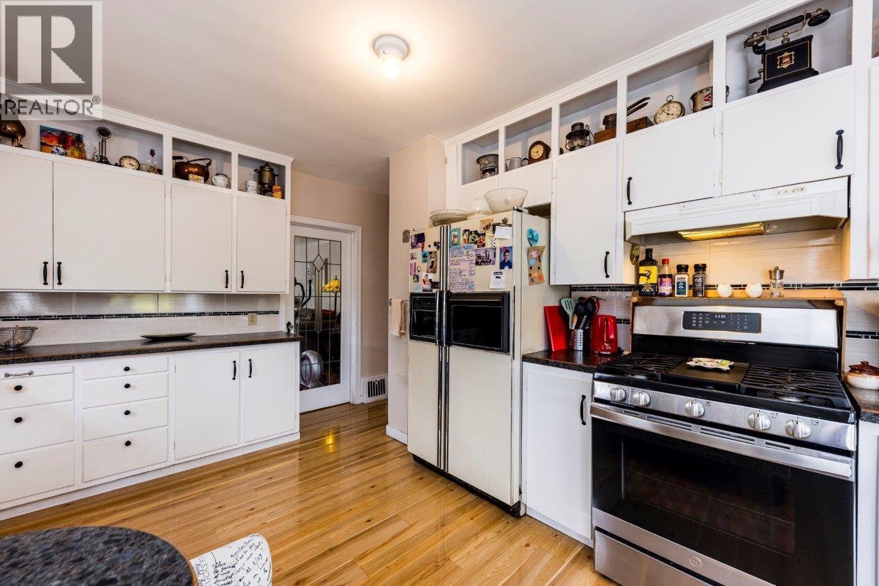 2057 Mahon Avenue, North Vancouver, British Columbia  V7M 2T6 - Photo 7 - R3168995