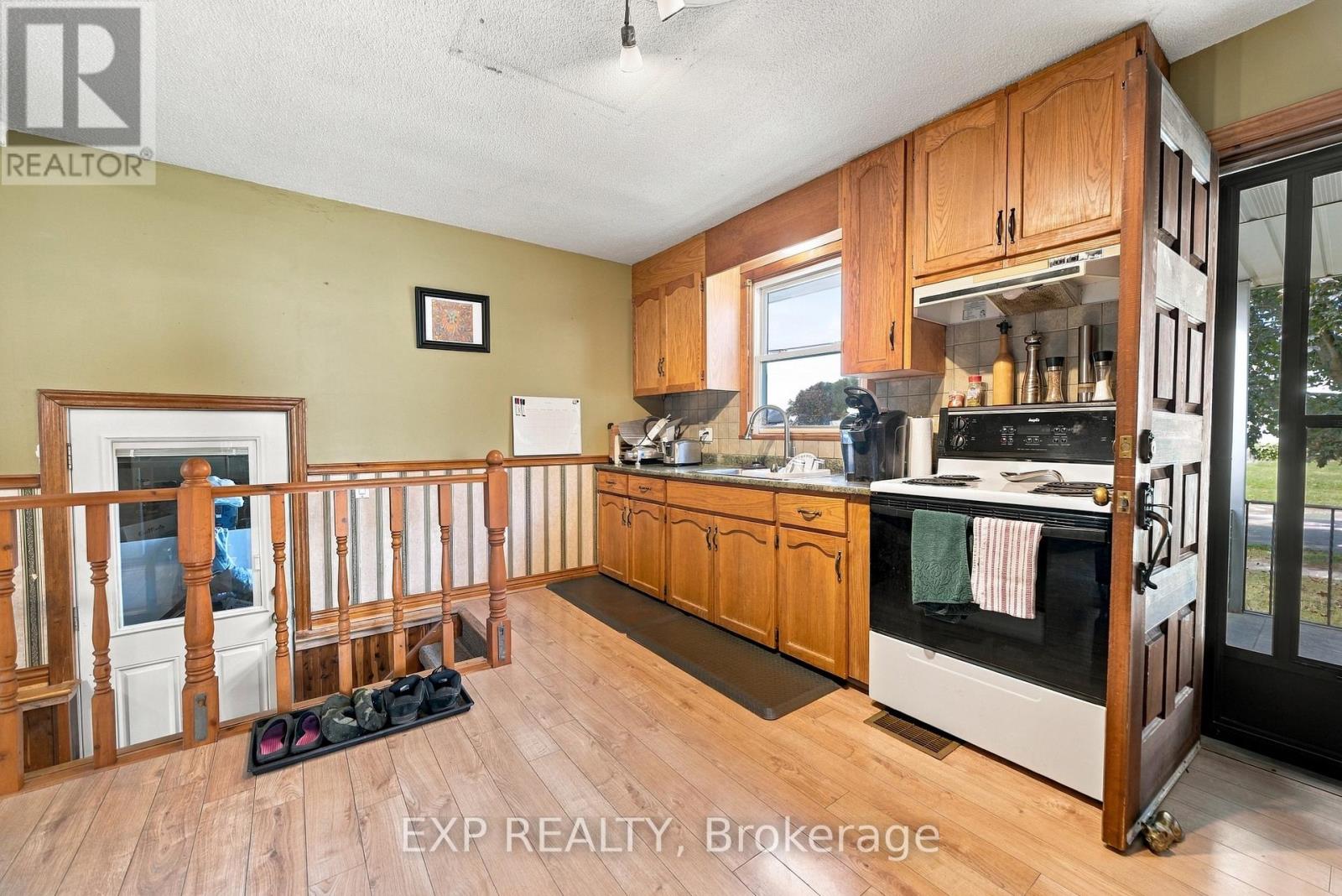 6518 Crawford Street, Niagara Falls, Ontario  L2E 5Z2 - Photo 10 - X13829496