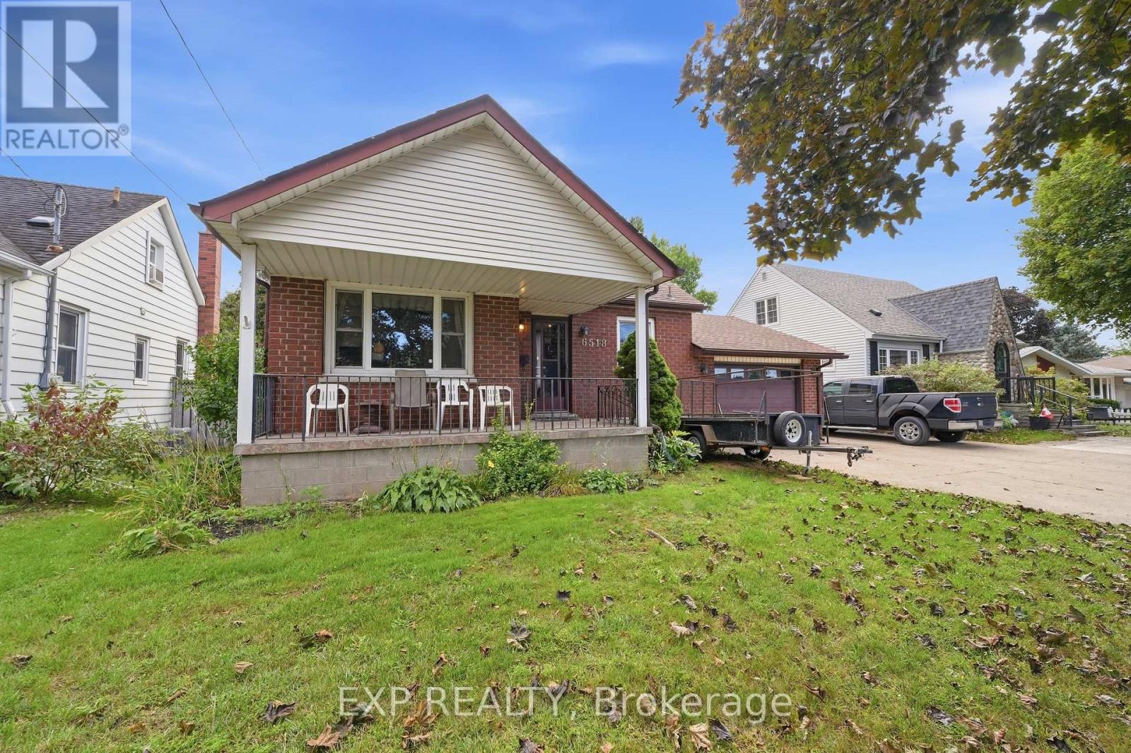 6518 Crawford Street, Niagara Falls, Ontario  L2E 5Z2 - Photo 3 - X13829496