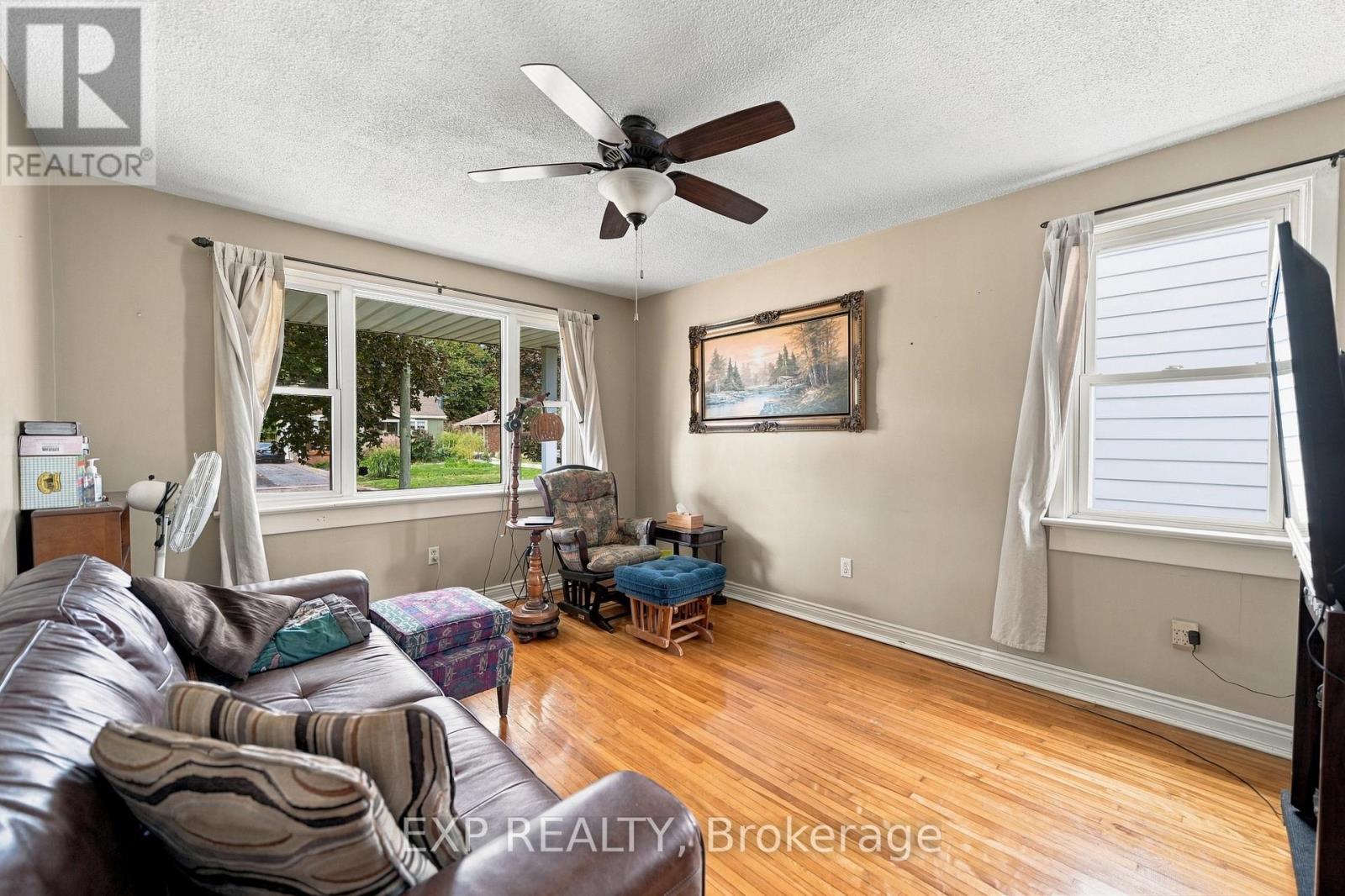 6518 Crawford Street, Niagara Falls, Ontario  L2E 5Z2 - Photo 7 - X13829496