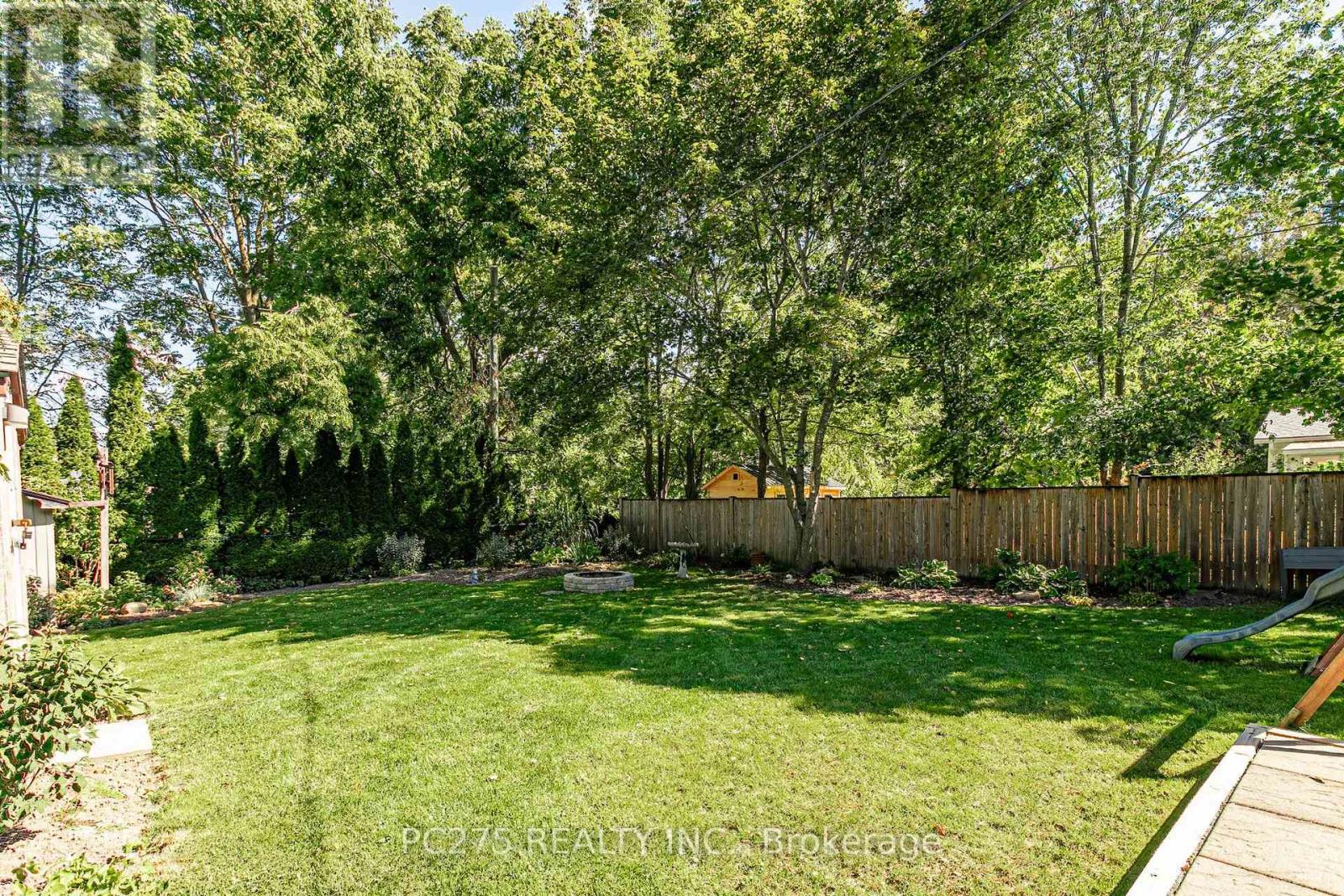82 Centre Street, Huron East, Ontario  N0K 1W0 - Photo 35 - X13829088