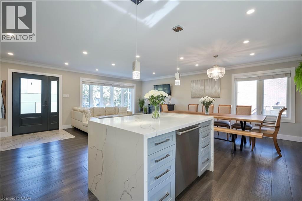 390 Wendall Place, Oakville, Ontario  L6K 2M1 - Photo 9 - 40866679