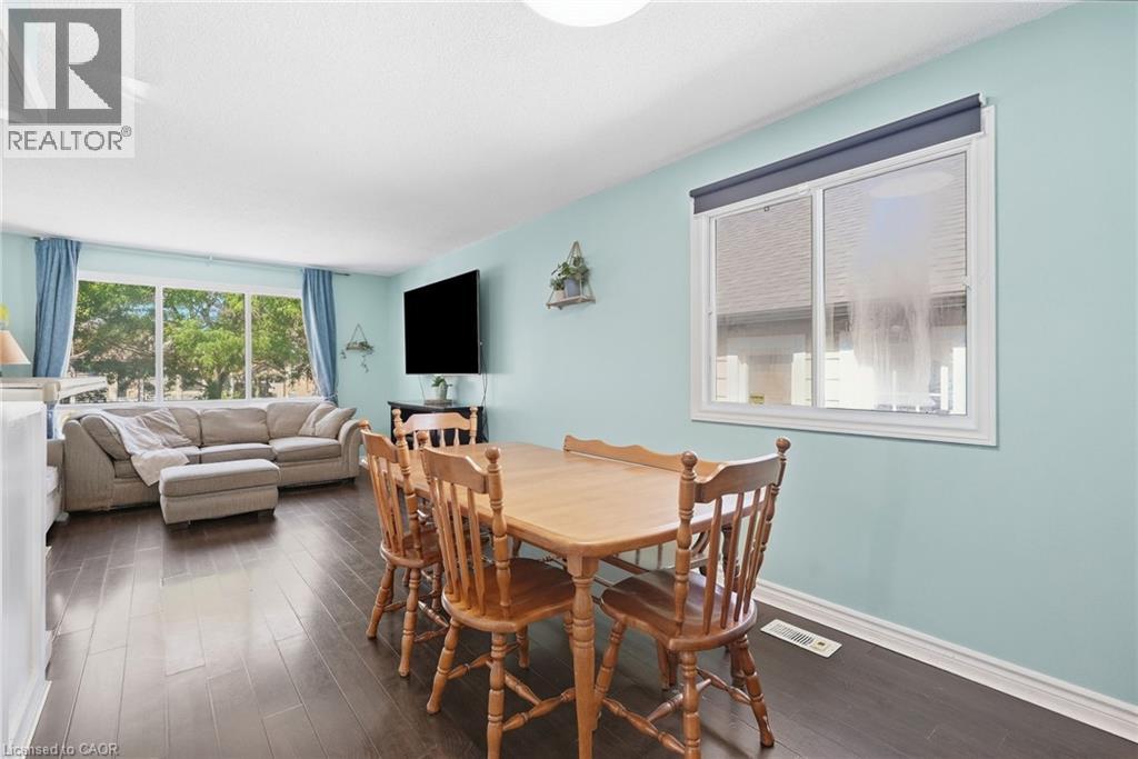 34 Grantham Avenue S, St. Catharines, Ontario  L2P 3B4 - Photo 16 - 40866647
