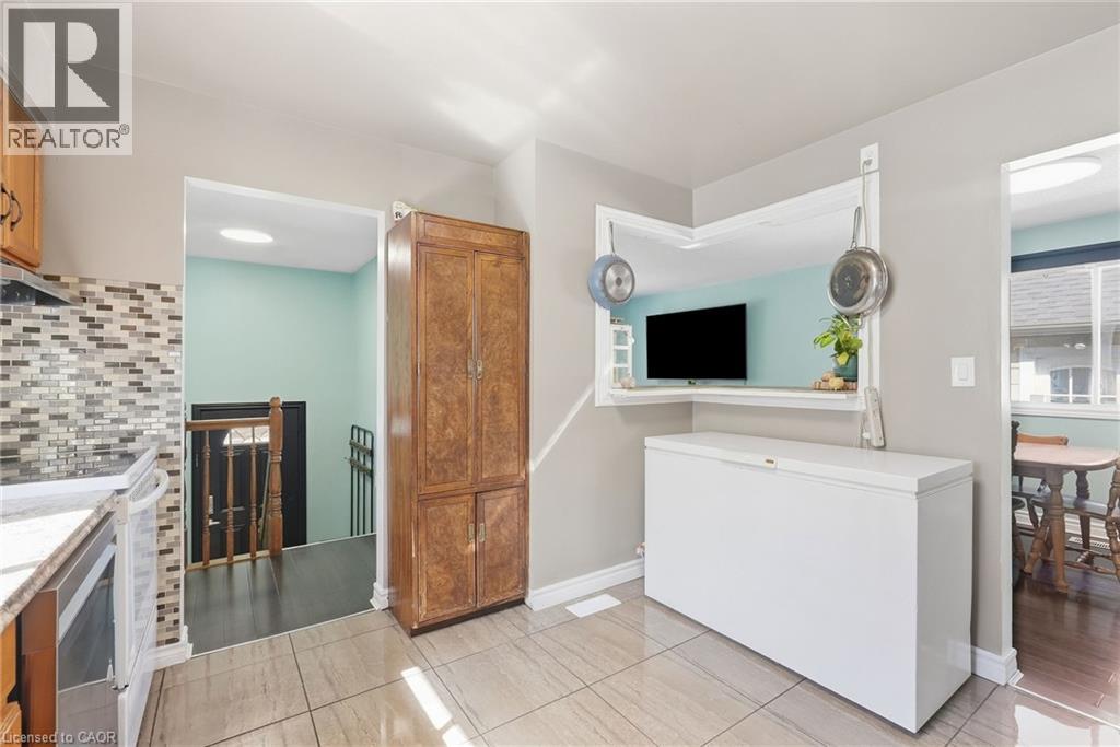 34 Grantham Avenue S, St. Catharines, Ontario  L2P 3B4 - Photo 24 - 40866647
