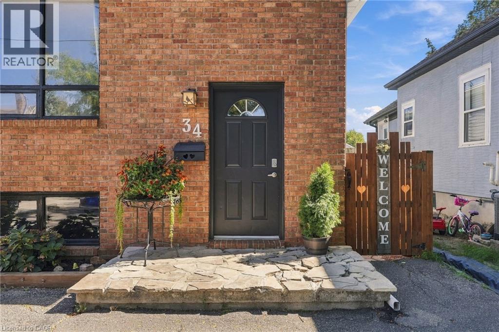 34 Grantham Avenue S, St. Catharines, Ontario  L2P 3B4 - Photo 3 - 40866647