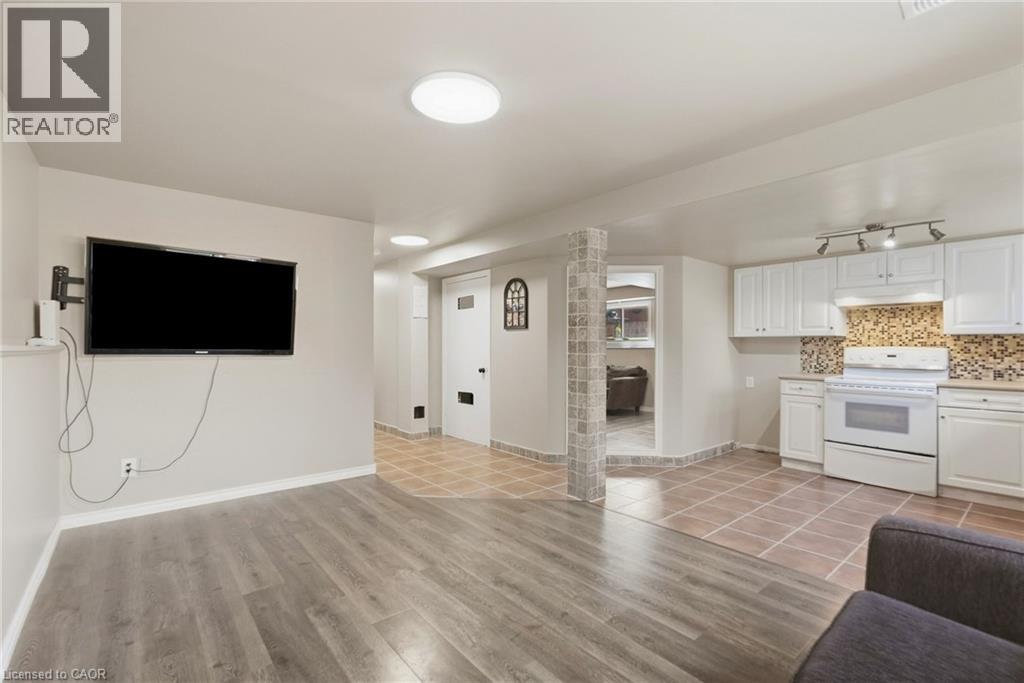 34 Grantham Avenue S, St. Catharines, Ontario  L2P 3B4 - Photo 41 - 40866647