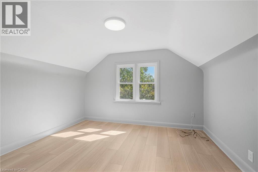 20 Cherryhill Drive Unit# B, Grimsby, Ontario  L3M 3B5 - Photo 10 - 40866645