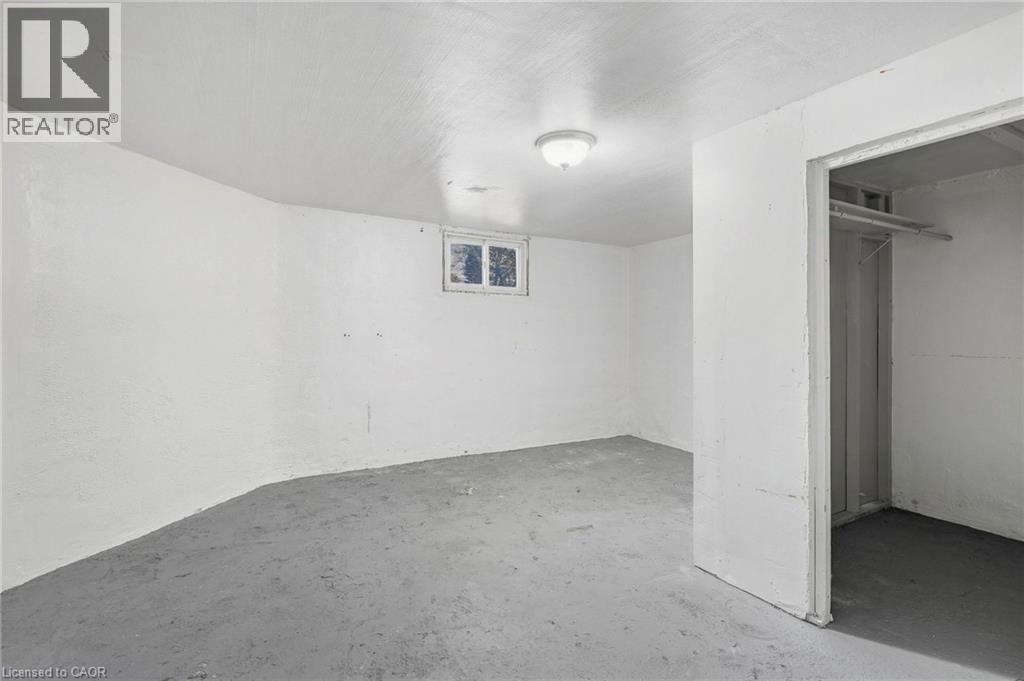 20 Cherryhill Drive Unit# B, Grimsby, Ontario  L3M 3B5 - Photo 13 - 40866645