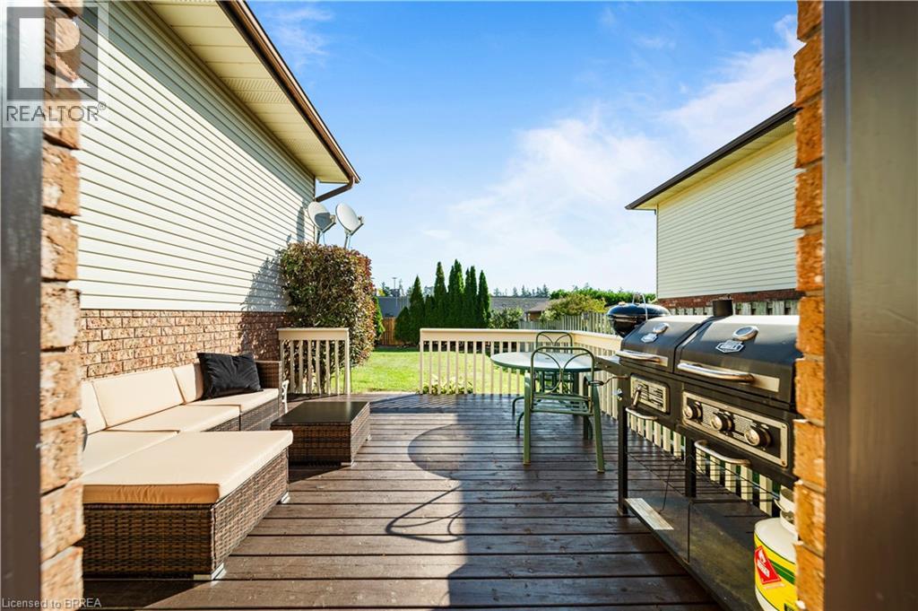 58 Olivetree Road, Brantford, Ontario  N3R 7X2 - Photo 29 - 40864921