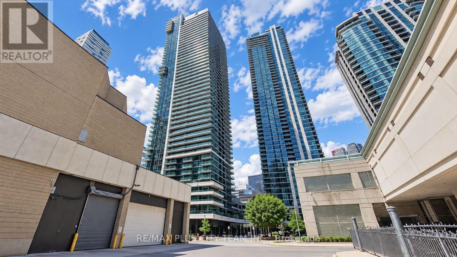 1502 - 33 BAY STREET, Toronto, Ontario