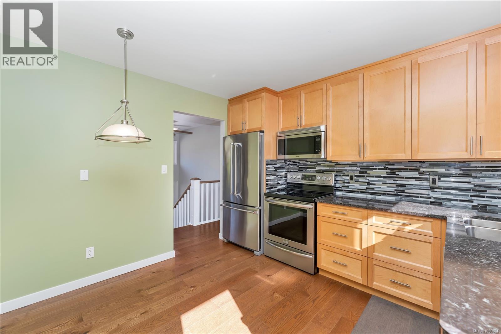 553 Acland Ave, Colwood, British Columbia  V9C 2N5 - Photo 15 - 1050681