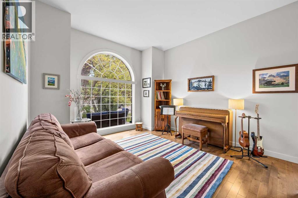 9 Sunset Way Se, Calgary, Alberta  T2X 3H6 - Photo 6 - A2345195