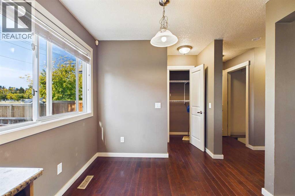 17 Deermeade Road Se, Calgary, Alberta  T2J 5Z4 - Photo 10 - A2347703