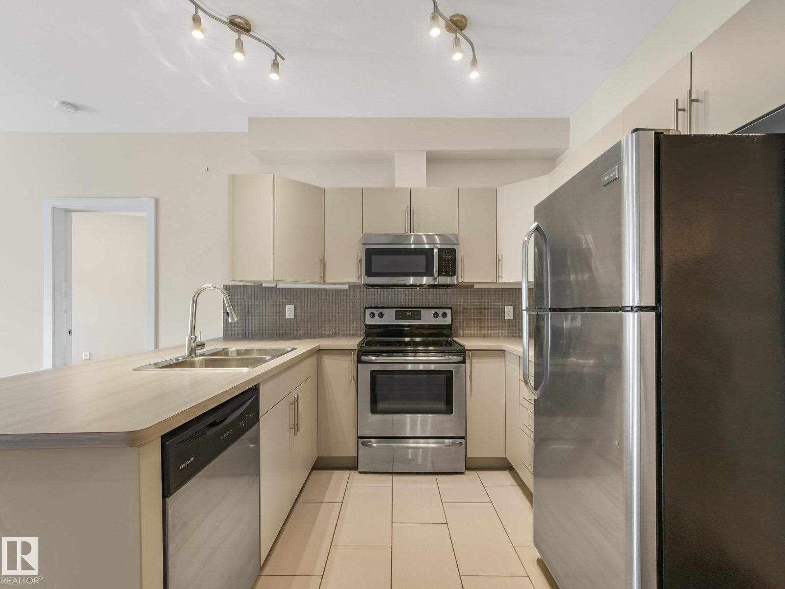 #408 10611 117 St Nw, Edmonton, Alberta  T5H 0G6 - Photo 11 - E4510458