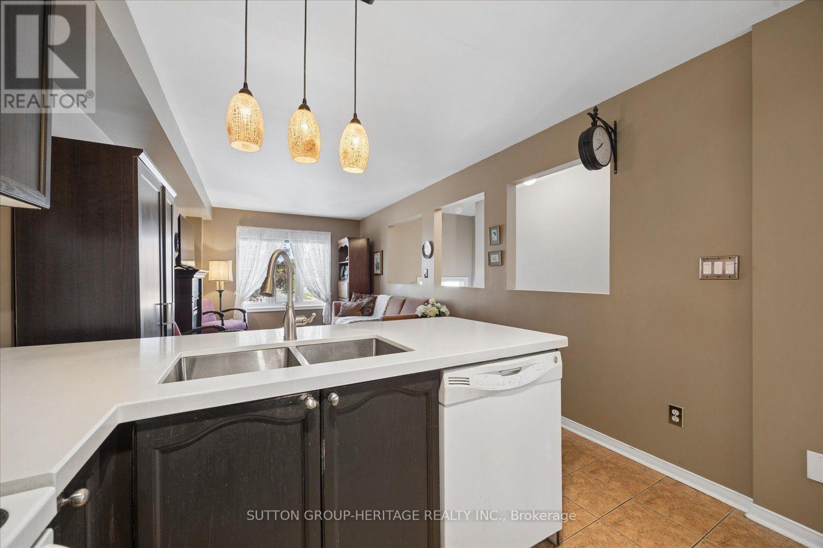 14 - 29 Alexis Way, Whitby, Ontario  L1R 2N9 - Photo 16 - E13829612