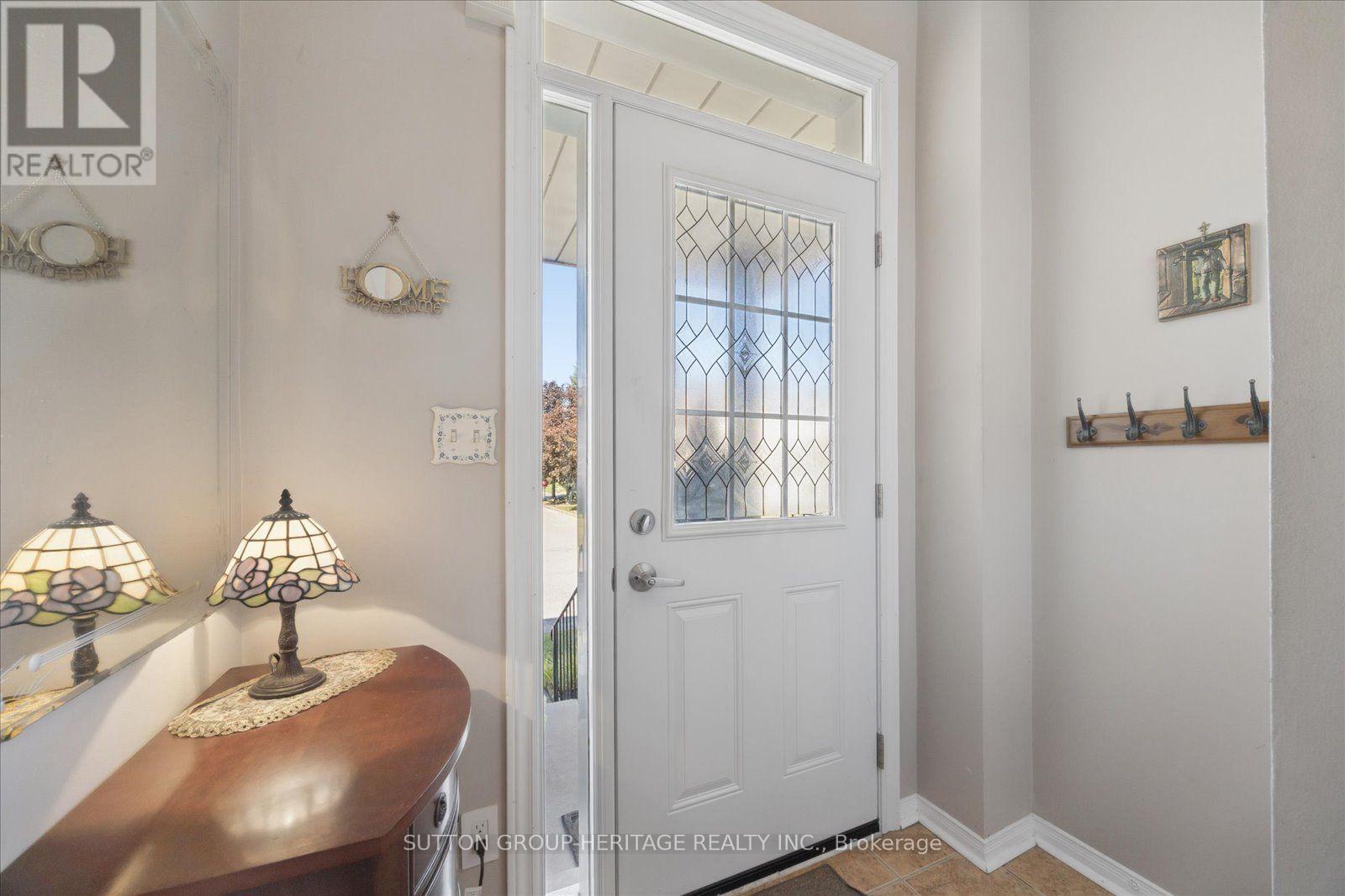 14 - 29 Alexis Way, Whitby, Ontario  L1R 2N9 - Photo 4 - E13829612