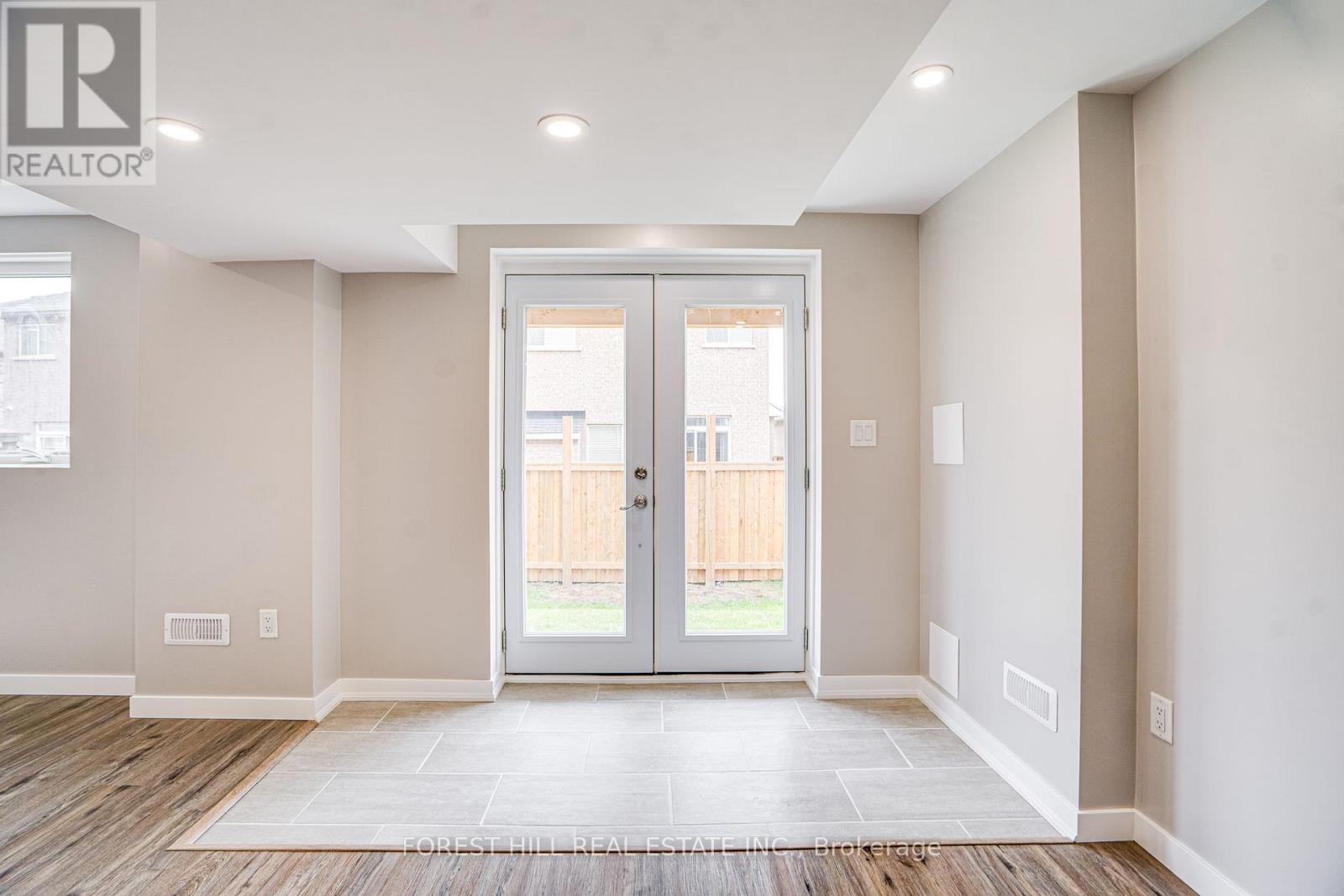 Bsmt - 21 Conchita Street, Georgina, Ontario  L4P 0H4 - Photo 14 - N13829508