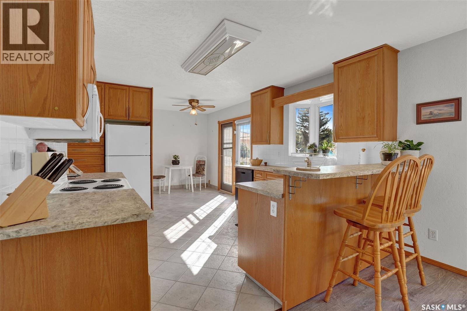 35 Litzenberger Crescent, Regina, Saskatchewan  S4R 6G7 - Photo 8 - SK049467
