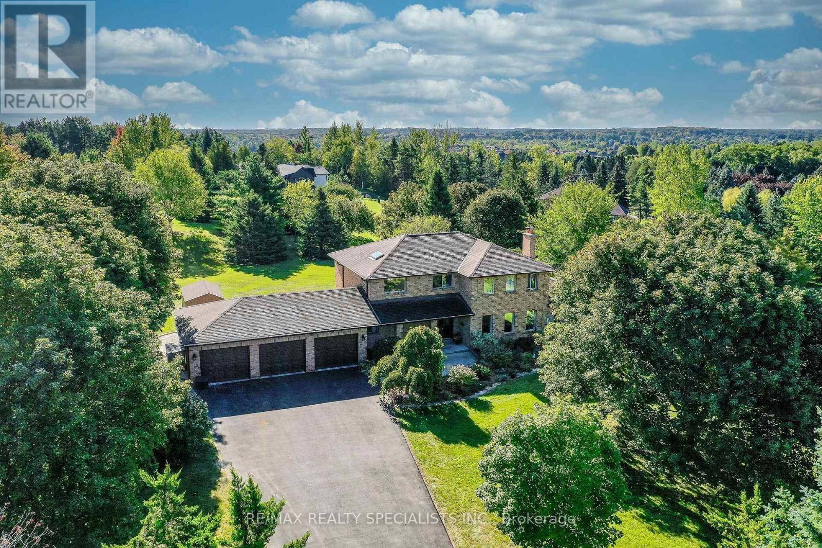 44 George Crescent, Caledon, Ontario  L7C 1G2 - Photo 4 - W13802896