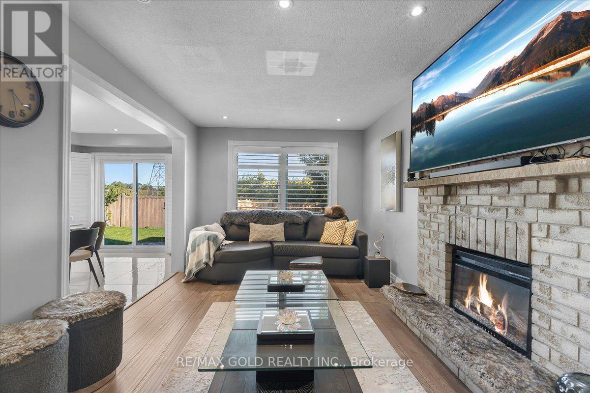 1484 Rose Haven Road, Mississauga, Ontario  L5V 1G8 - Photo 9 - W13829536