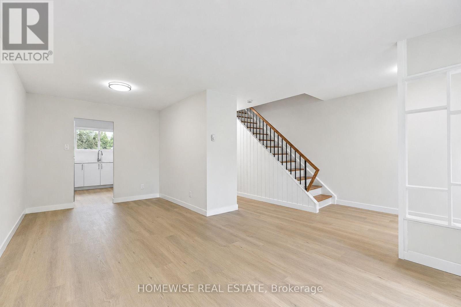 27 - 1350 Winding Trail, Mississauga, Ontario  L4Y 2T8 - Photo 10 - W13829558