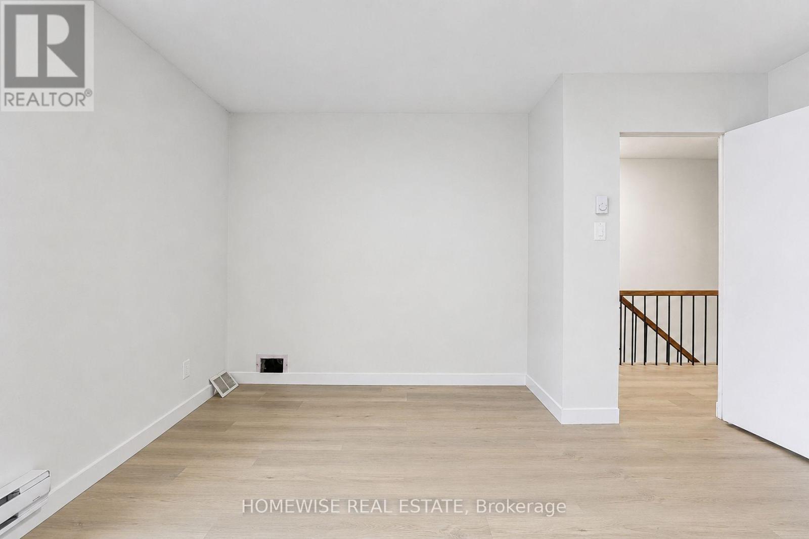 27 - 1350 Winding Trail, Mississauga, Ontario  L4Y 2T8 - Photo 25 - W13829558