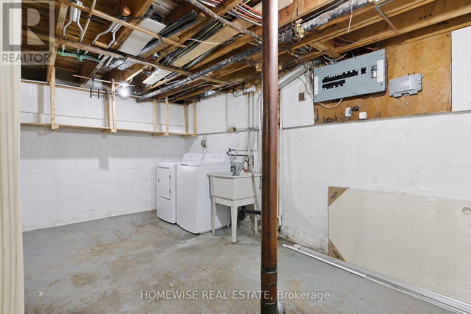 27 - 1350 Winding Trail, Mississauga, Ontario  L4Y 2T8 - Photo 28 - W13829558