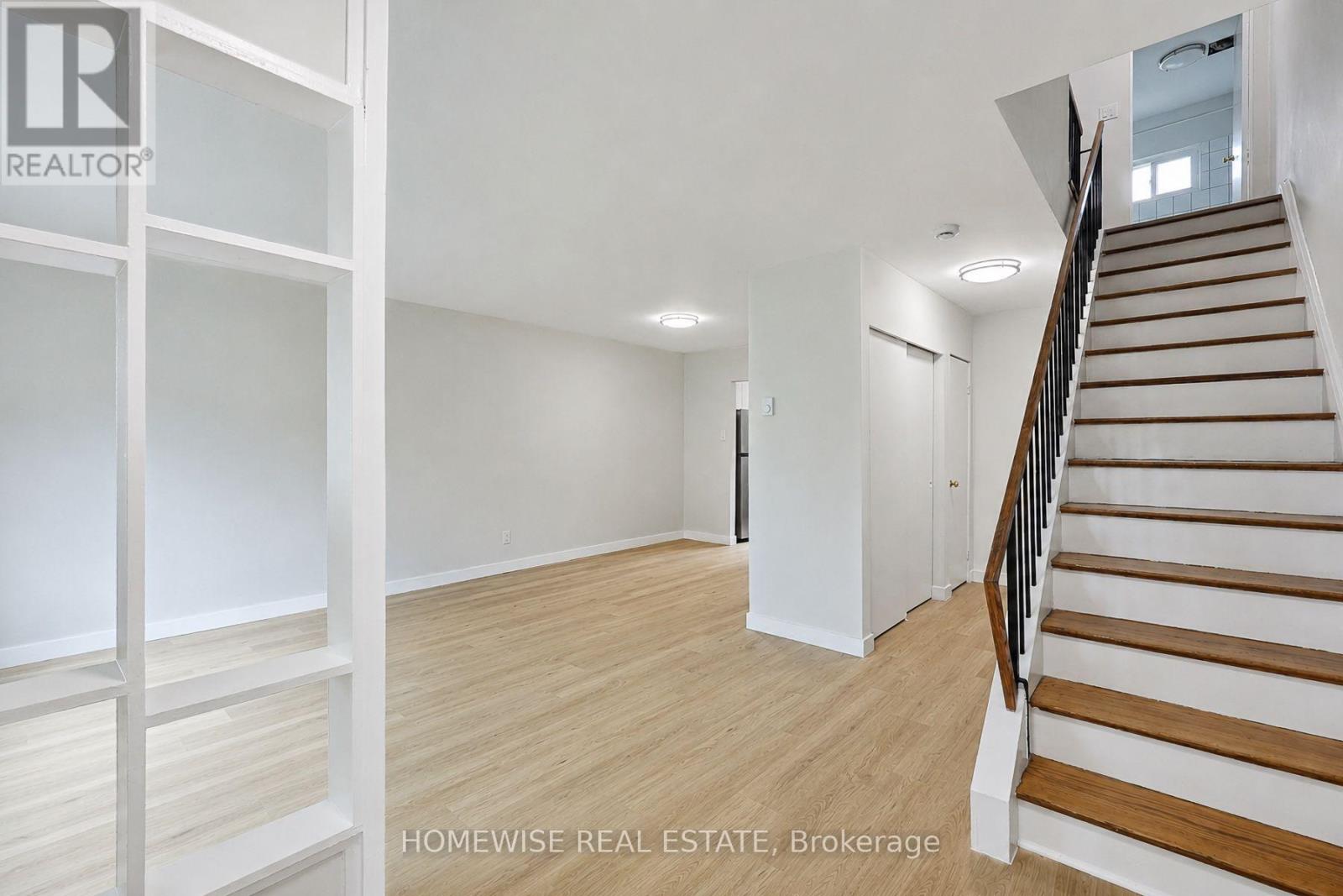 27 - 1350 Winding Trail, Mississauga, Ontario  L4Y 2T8 - Photo 6 - W13829558
