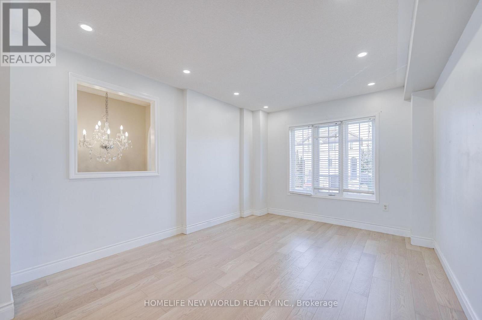 410 Fairgate Way, Oakville, Ontario  L6H 6Y1 - Photo 11 - W13829560
