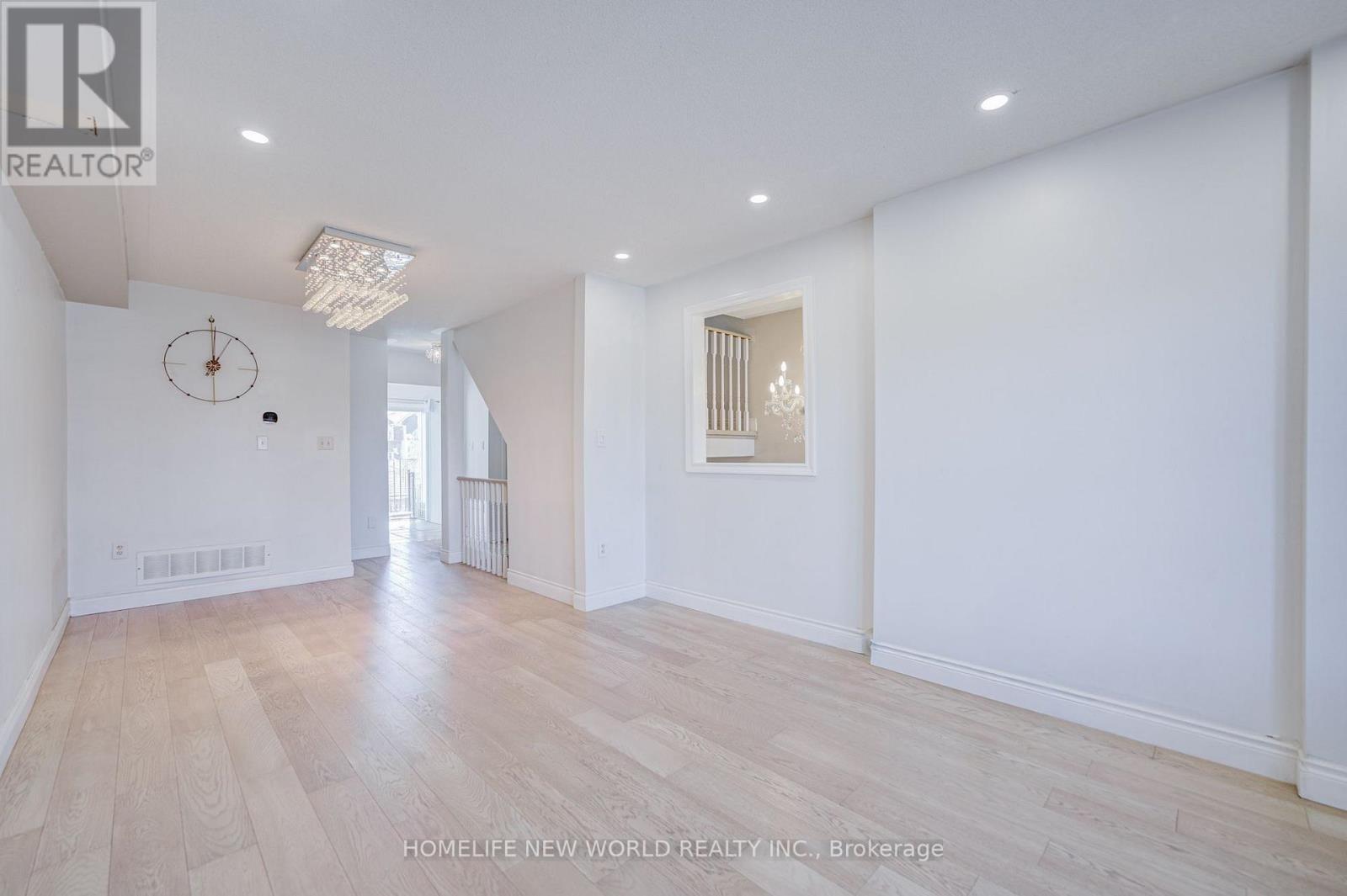 410 Fairgate Way, Oakville, Ontario  L6H 6Y1 - Photo 15 - W13829560