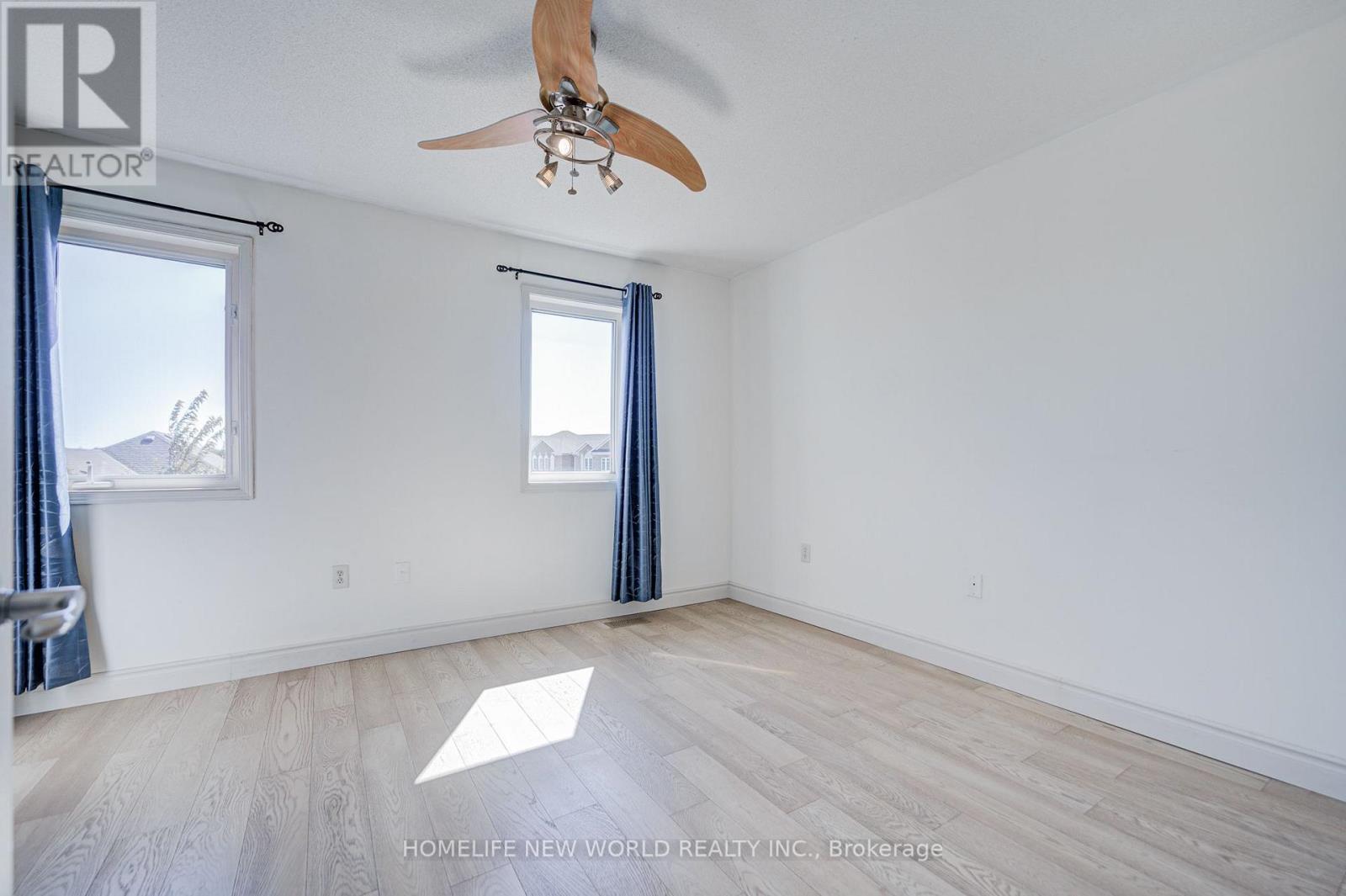 410 Fairgate Way, Oakville, Ontario  L6H 6Y1 - Photo 23 - W13829560