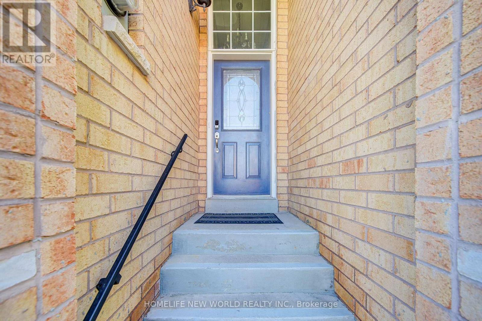 410 Fairgate Way, Oakville, Ontario  L6H 6Y1 - Photo 3 - W13829560