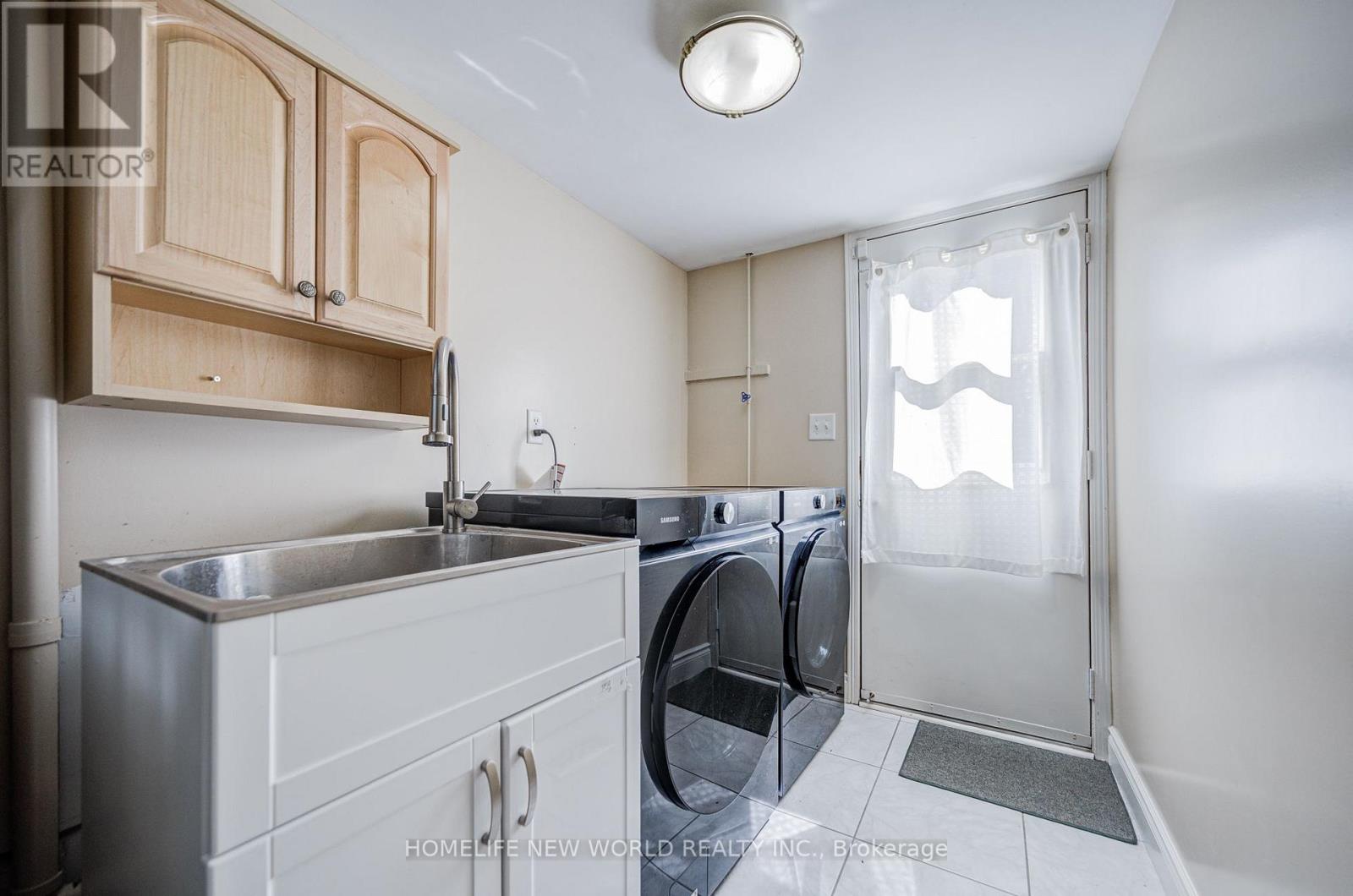 410 Fairgate Way, Oakville, Ontario  L6H 6Y1 - Photo 33 - W13829560