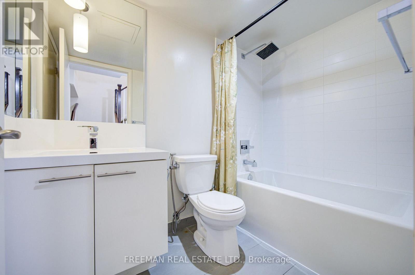 Th108 - 5 Valhalla Inn Road, Toronto, Ontario M9B 0B1 - Photo 21 - W13829616