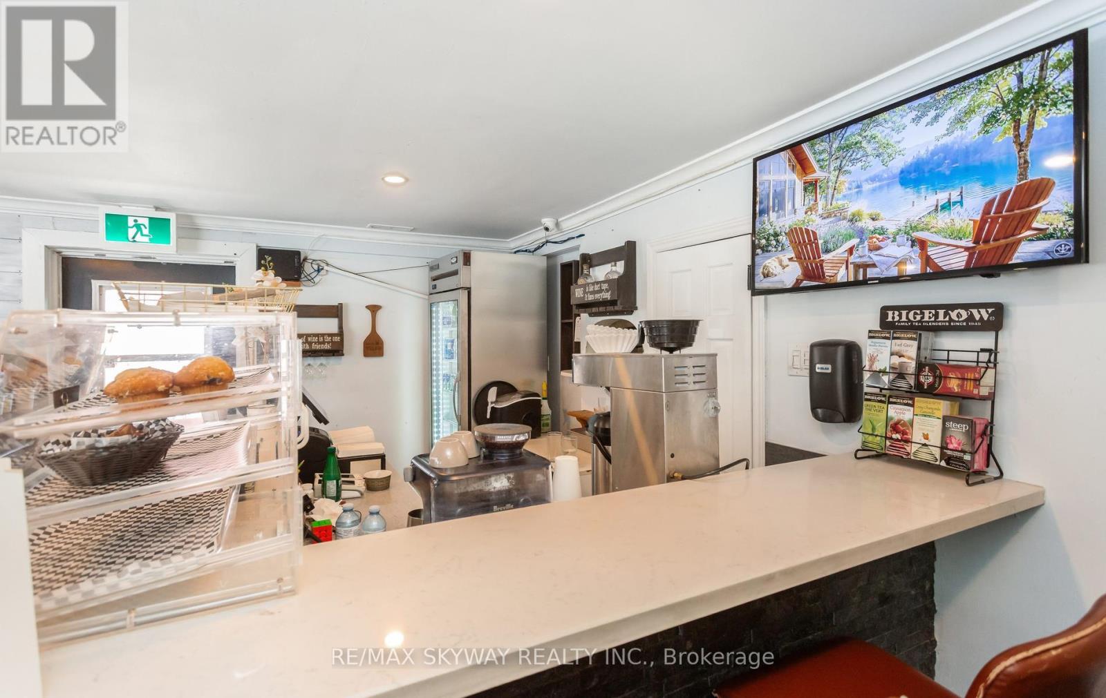 19 Main Street N, Milton, Ontario  L0P 1B0 - Photo 10 - W13829624
