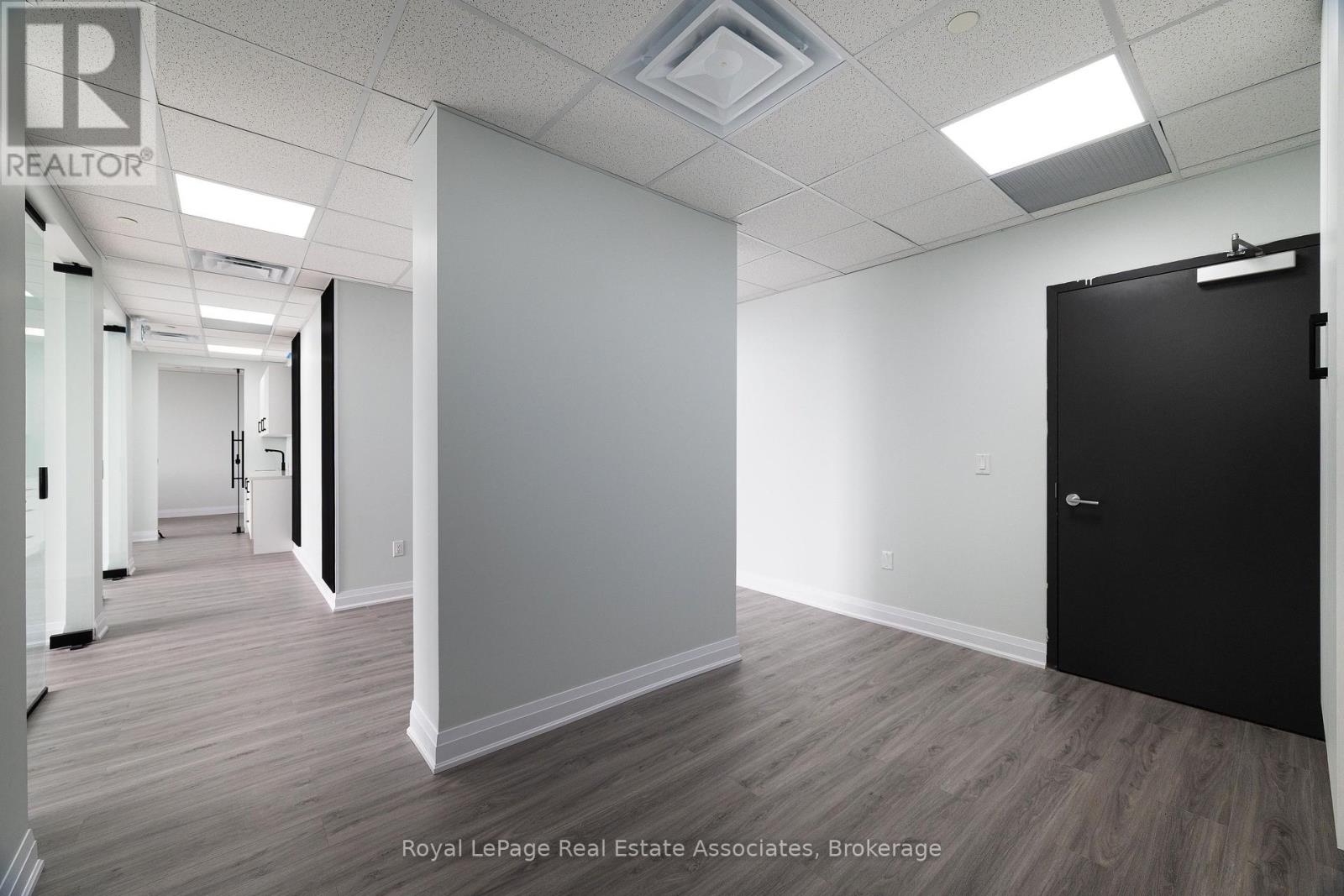 310 - 996 Martin Grove Road, Toronto, Ontario  M9W 4V8 - Photo 11 - W13829634
