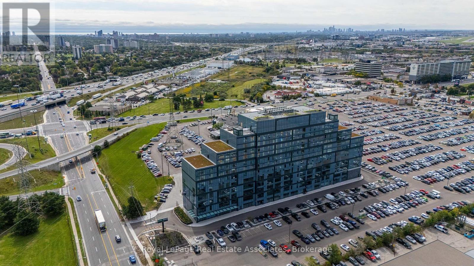 310 - 996 Martin Grove Road, Toronto, Ontario  M9W 4V8 - Photo 2 - W13829634