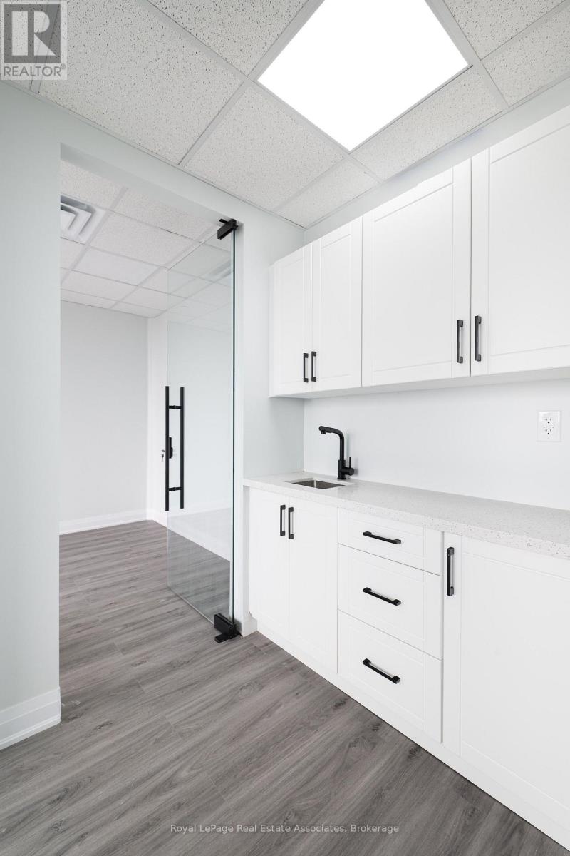 310 - 996 Martin Grove Road, Toronto, Ontario  M9W 4V8 - Photo 9 - W13829634