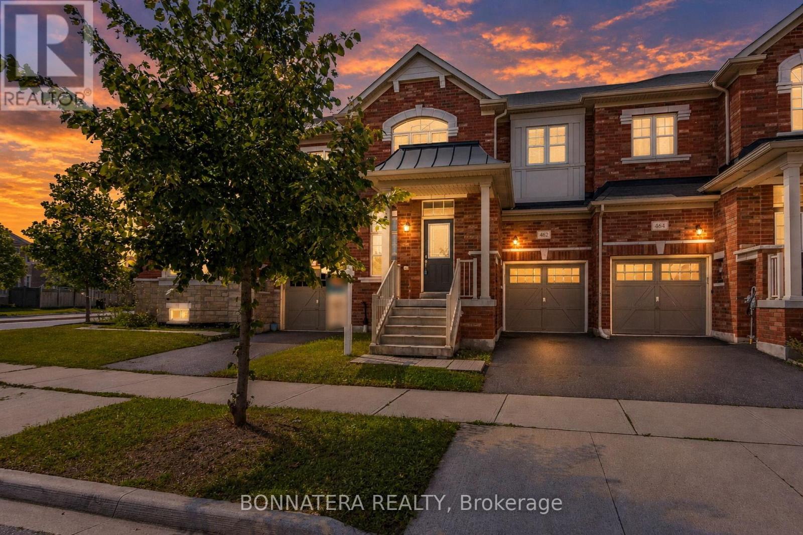 462 Terrace Way, Oakville, Ontario  L6M 1N5 - Photo 4 - W13829658