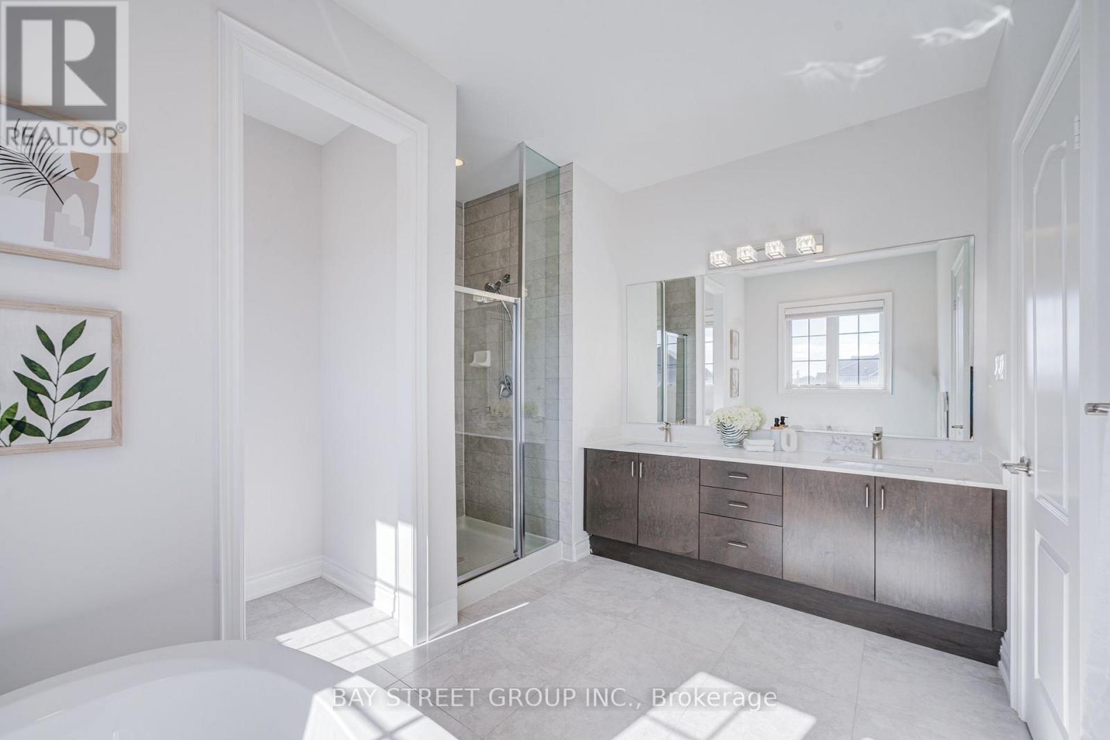 3189 Buttonbush Trail, Oakville, Ontario  L6H 0T4 - Photo 30 - W13827962