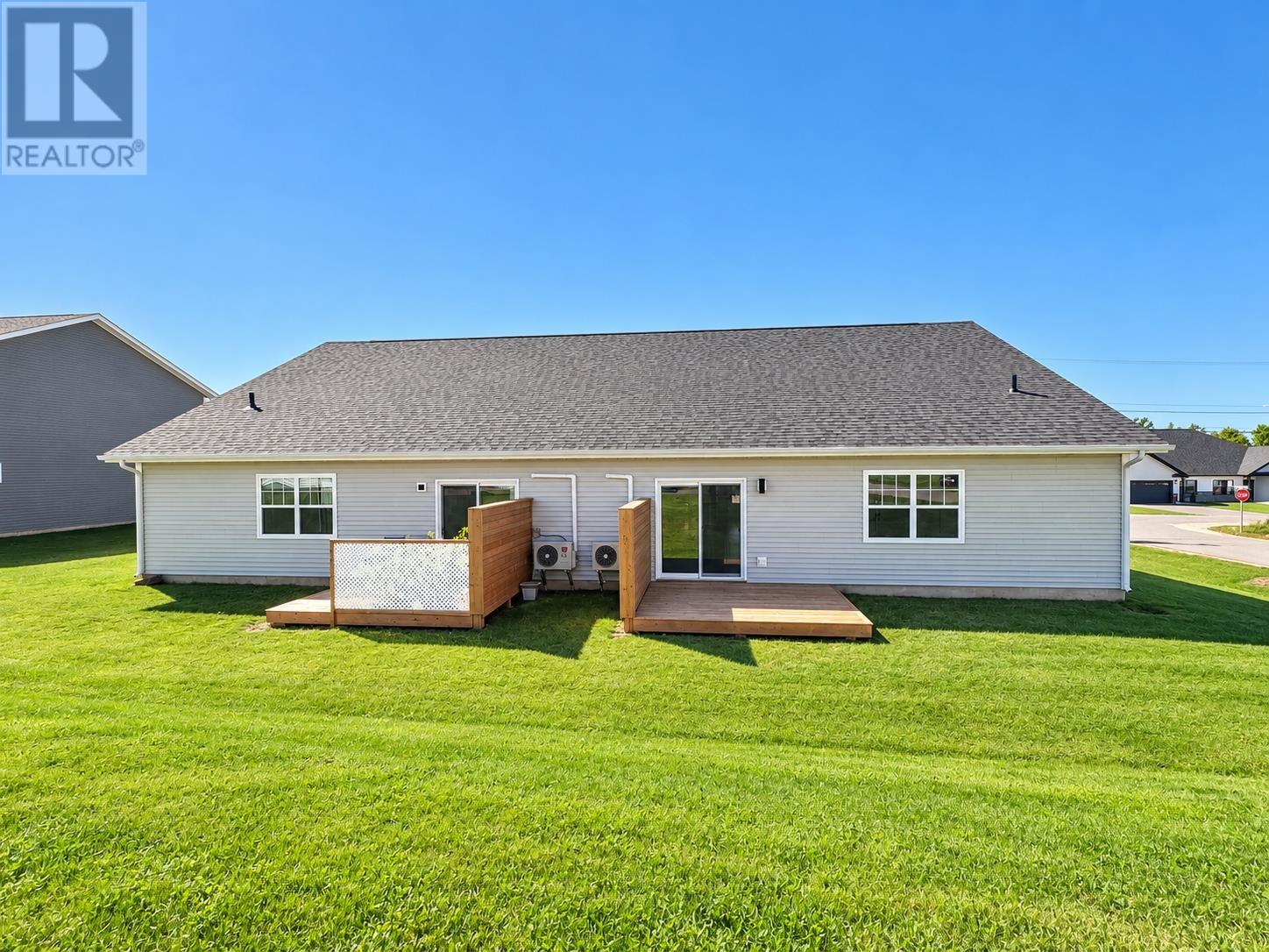 70 Kelly Heights, Stratford, Prince Edward Island  C1B 4M2 - Photo 6 - 202624388