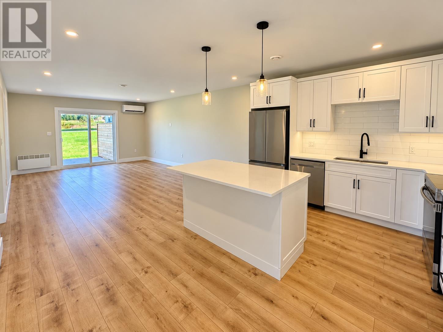 70 Kelly Heights, Stratford, Prince Edward Island  C1B 4M2 - Photo 9 - 202624388