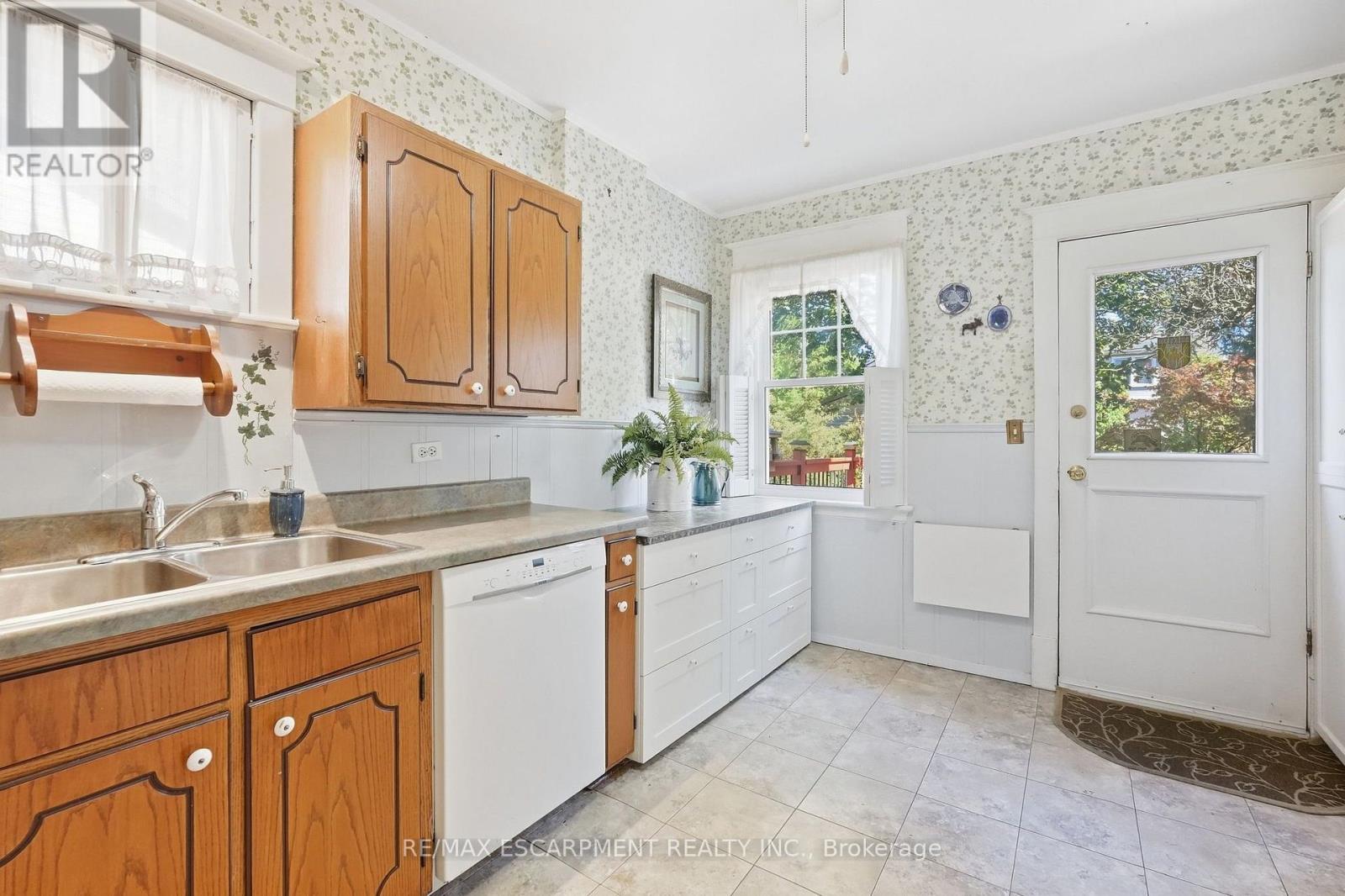 41 East 14th Street W, Hamilton, Ontario  L9A 4B3 - Photo 20 - X13829516