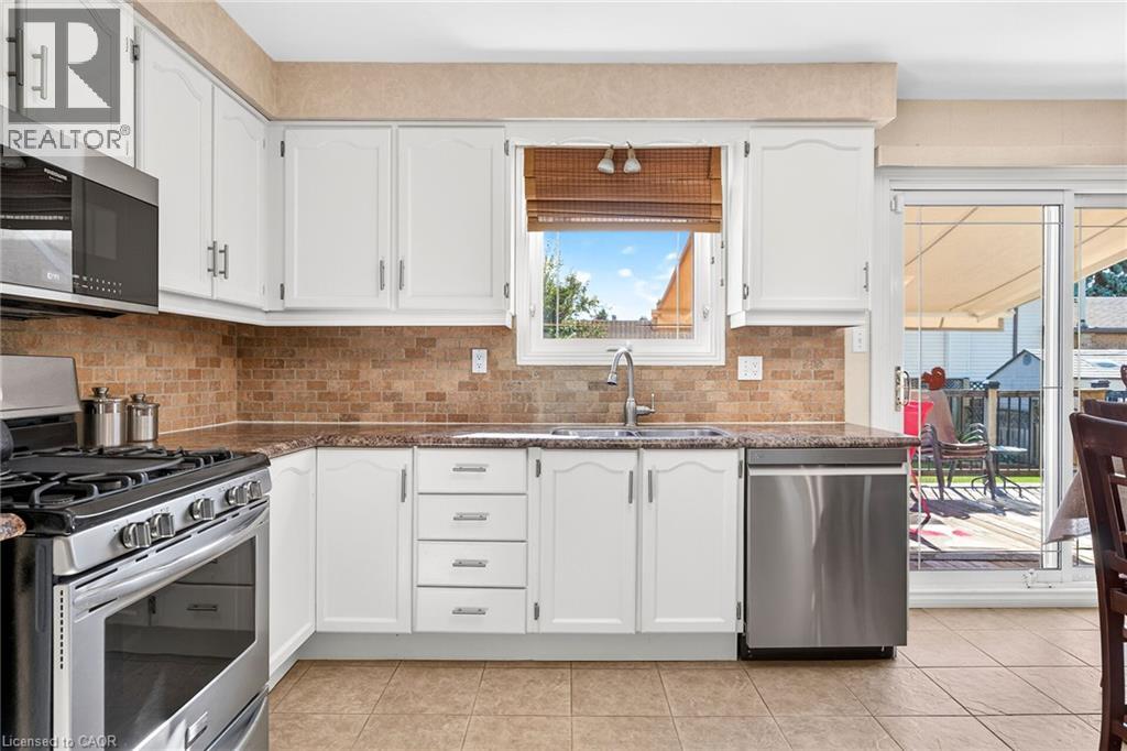 461 Eaglewood Drive, Hamilton, Ontario  L8W 2T1 - Photo 9 - 40866379