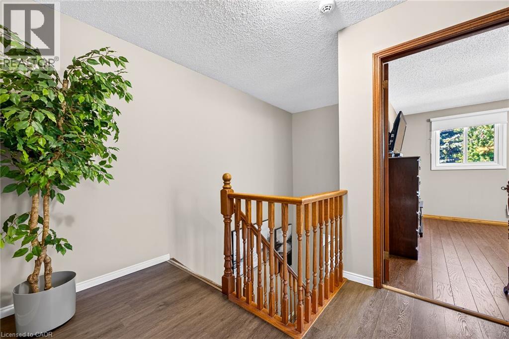 461 Eaglewood Drive, Hamilton, Ontario  L8W 2T1 - Photo 33 - 40866379