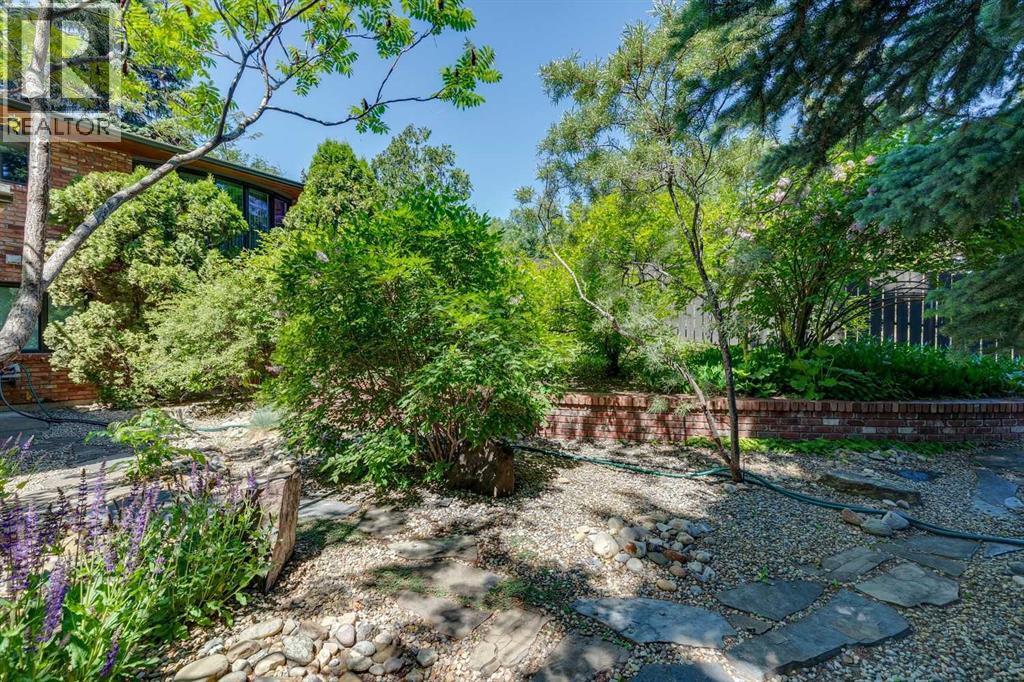 88 Massey Place SW